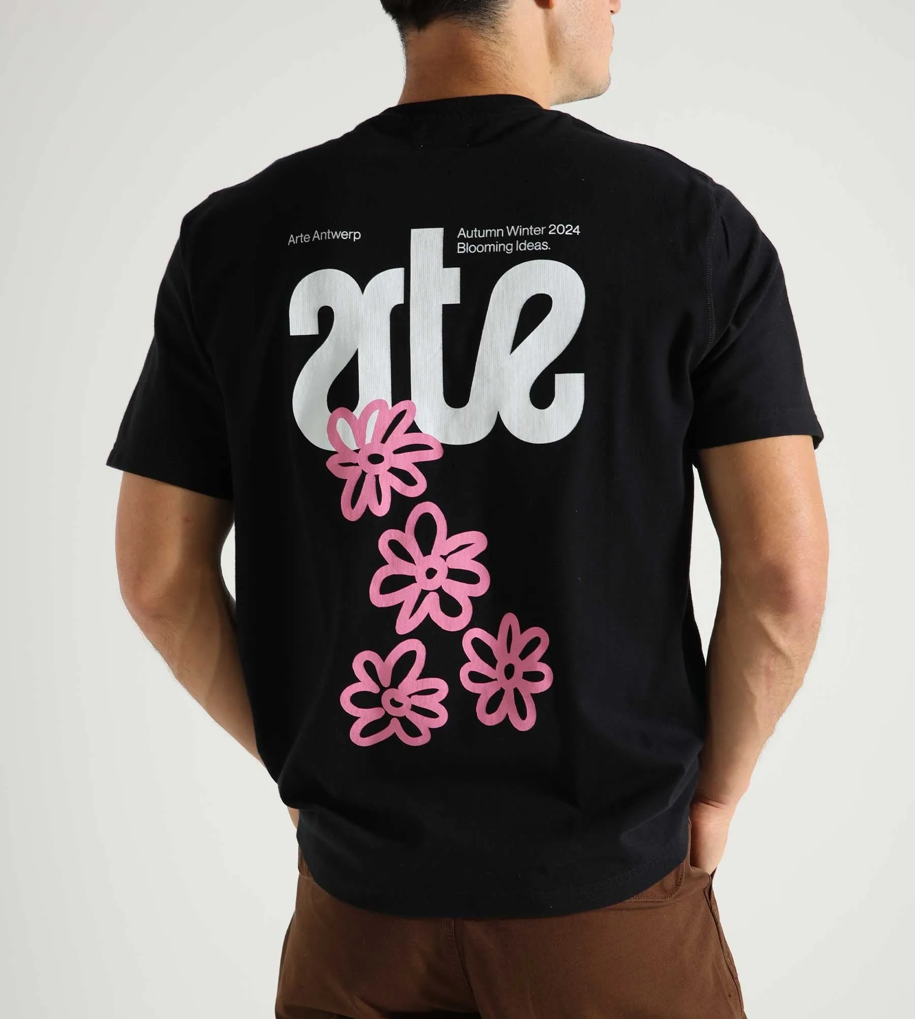 ARTE ANTWERP FLOWERS BACK TSHIRT BLACK